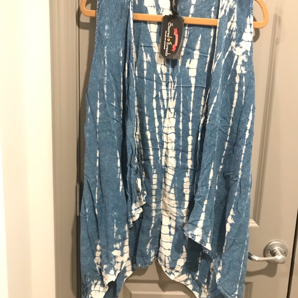 NWT.  Tye Dye vest by Sacred Threads.   219338.  02 GR/PK - Picture 3 of 4